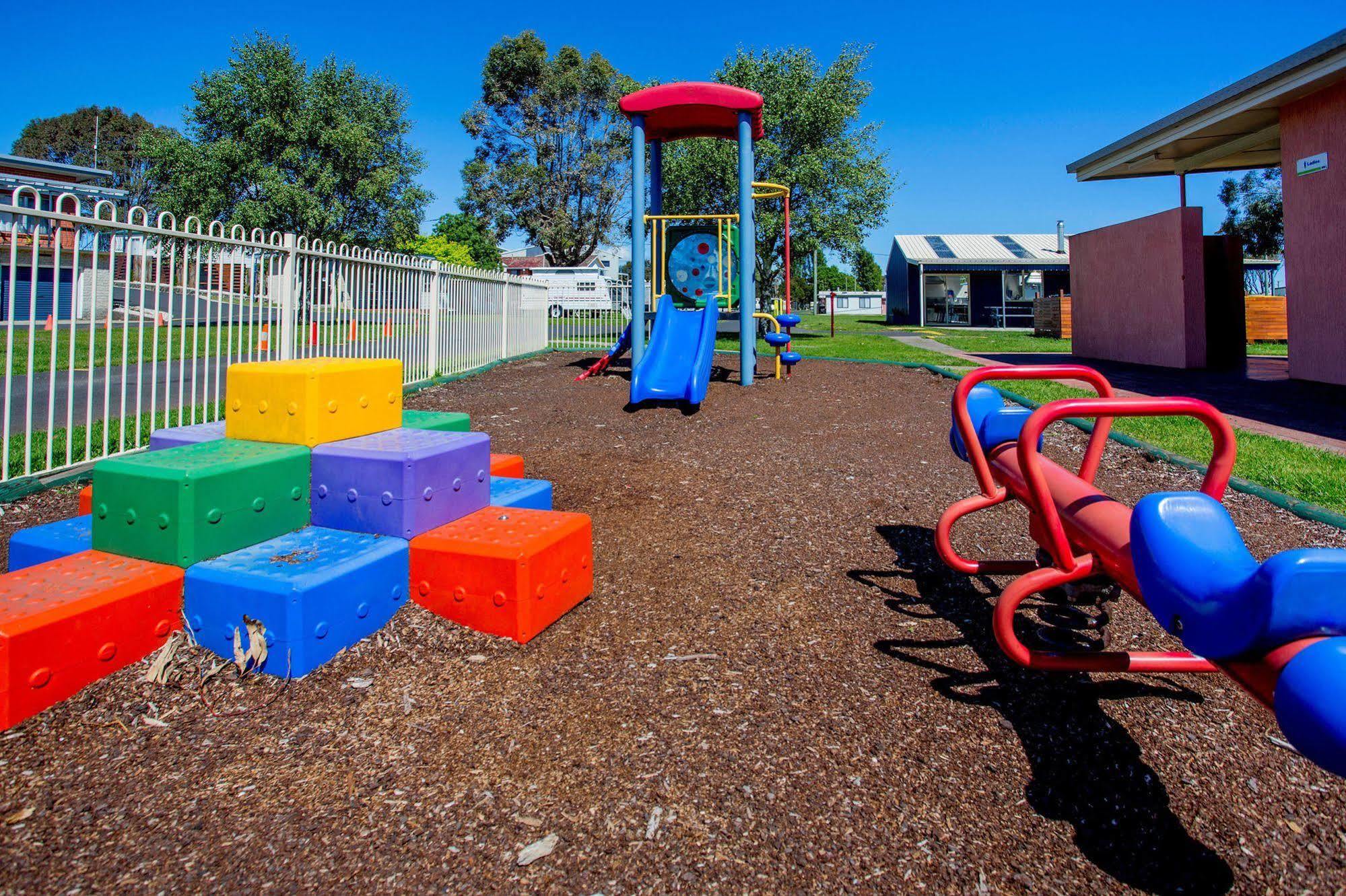 Big4 Tassie Getaway Park Ulverstone Exterior photo