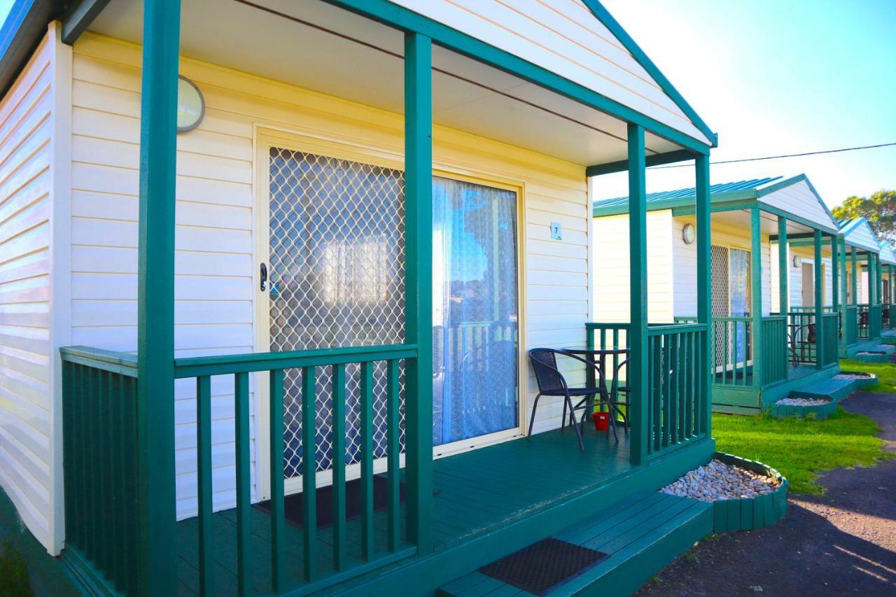 Big4 Tassie Getaway Park Ulverstone Exterior photo